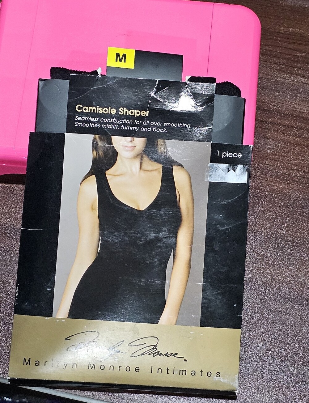 NWT “Marilyn Monroe” Seamless Shaping Camisole Shaper Size M Open Package